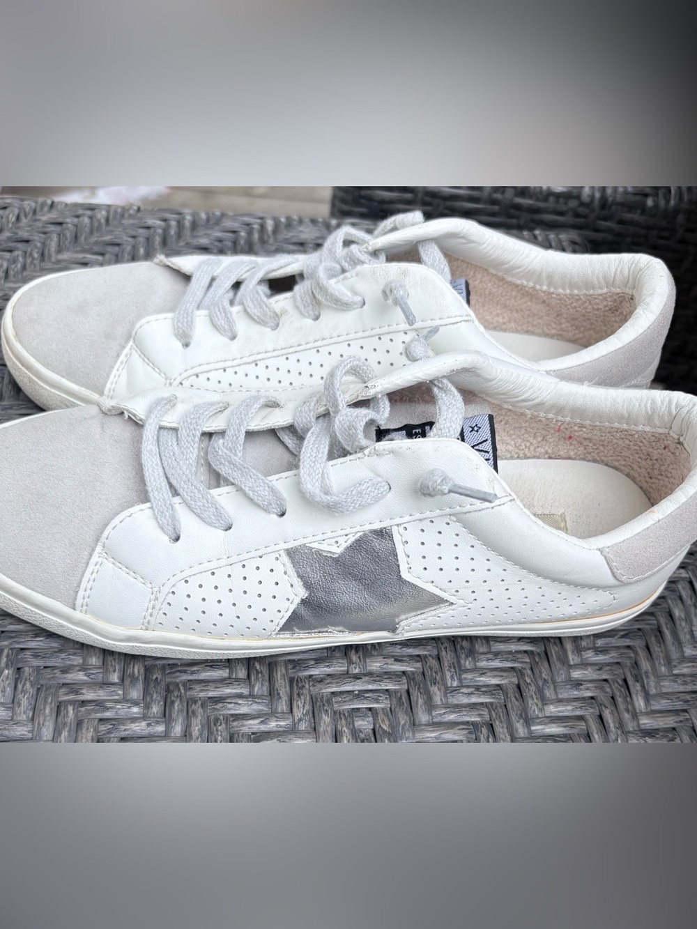 Women’s White Athletic Sneakers with Silver Star Accent